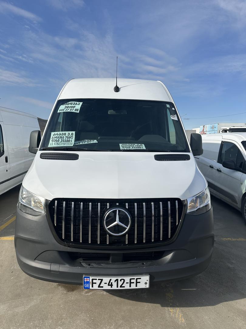 Mercedes-Benz Sprinter 2019 — photo 2