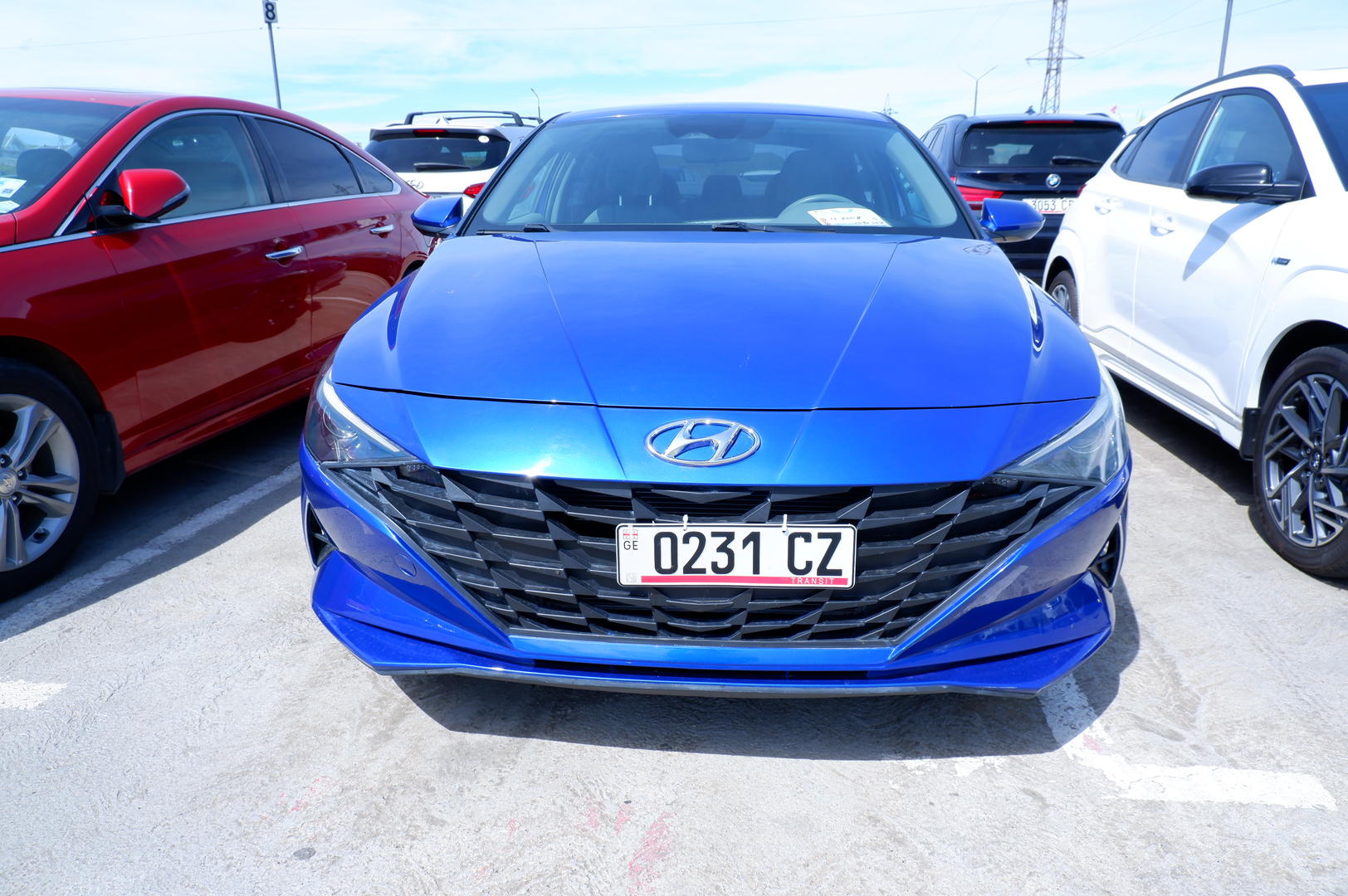 Hyundai Elantra 2022 — photo 2