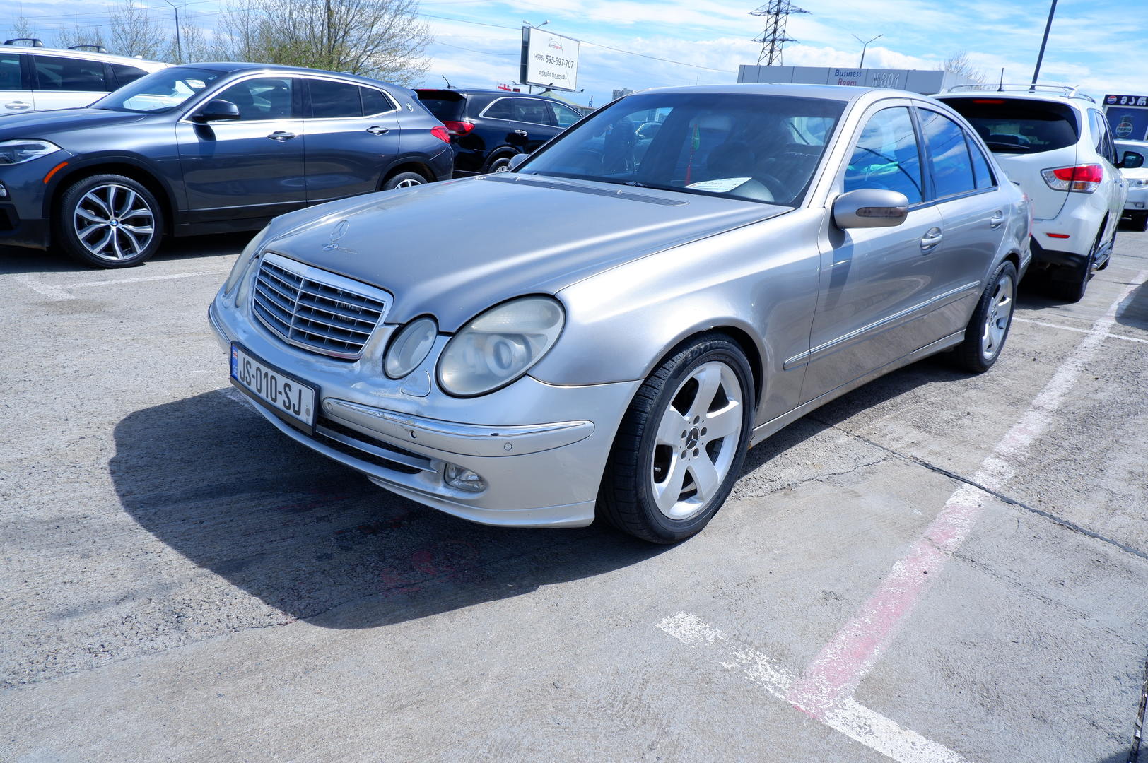 Mercedes-Benz E 211