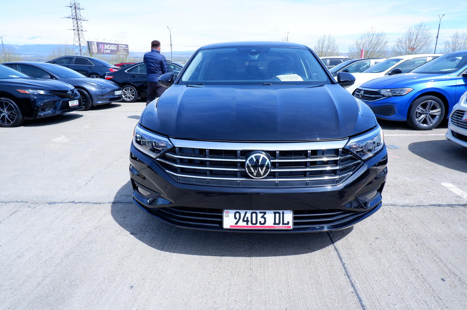 Volkswagen Jetta 2019 — photo 2