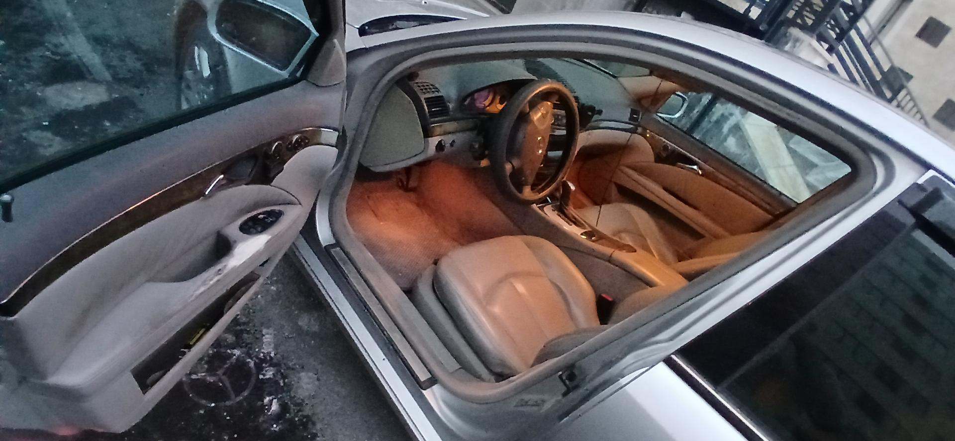 Mercedes-Benz E 320 2003 — photo 2