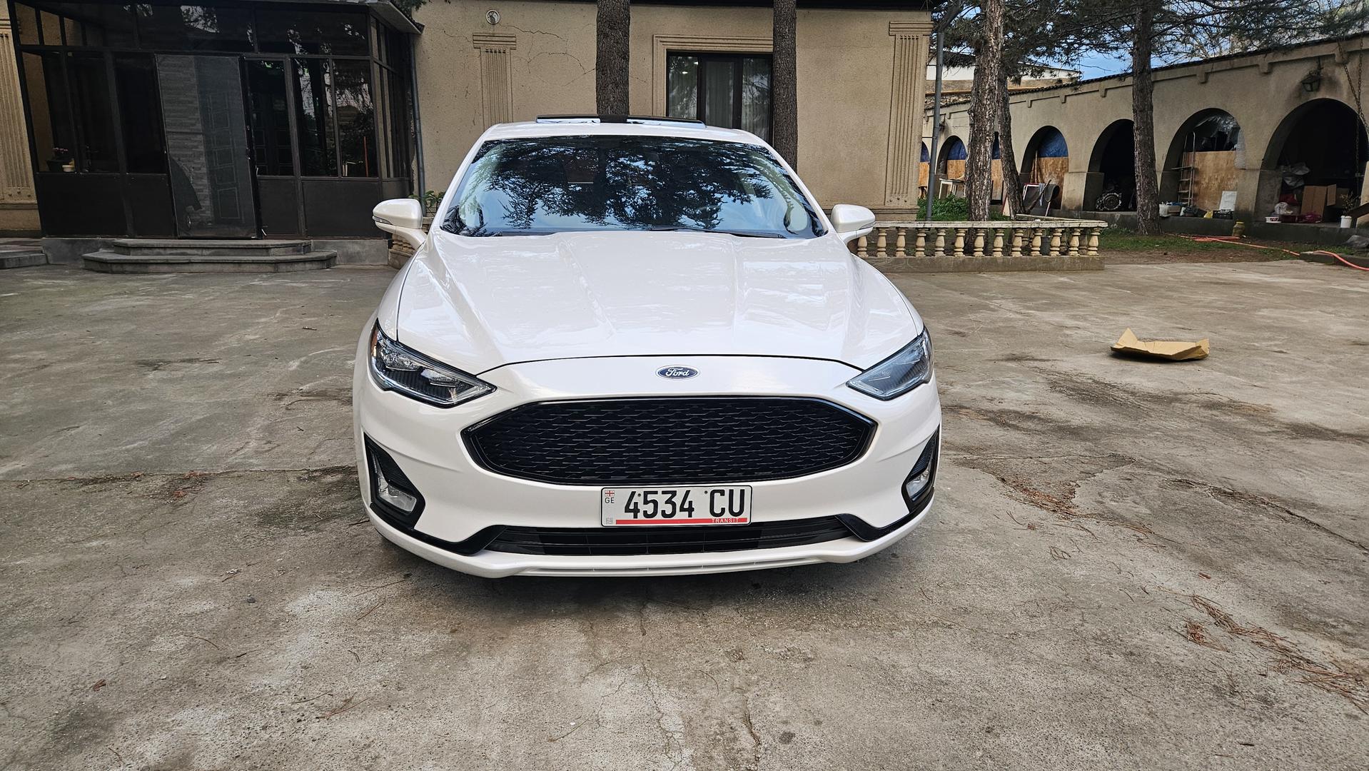 Ford Fusion 2019 — photo 2