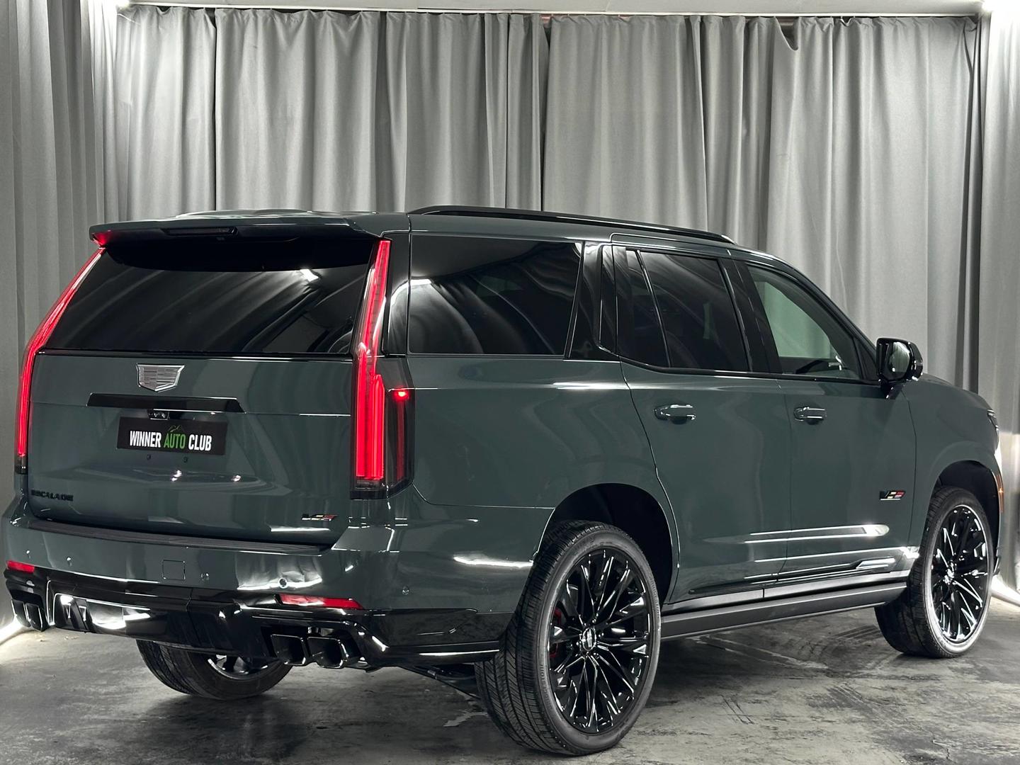 Cadillac Escalade 2026 — photo 2