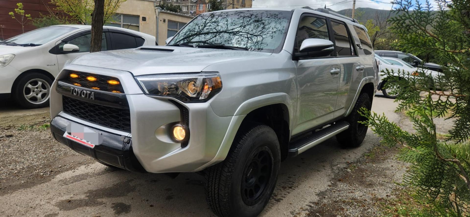 Toyota 4runner 2018 — photo 2