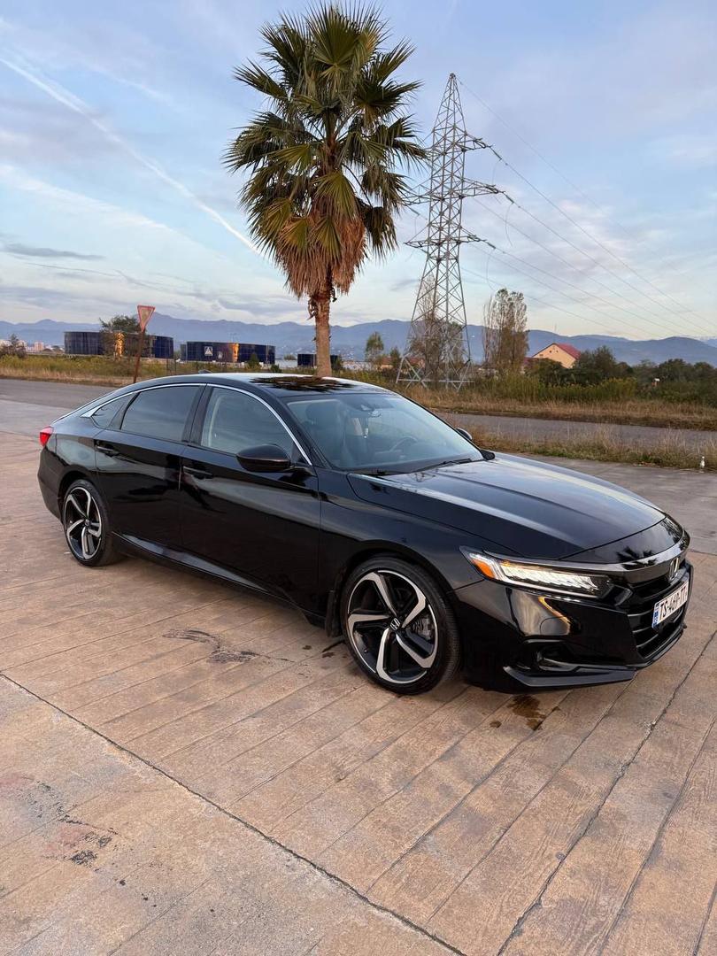 Honda Accord 2022 — photo 2