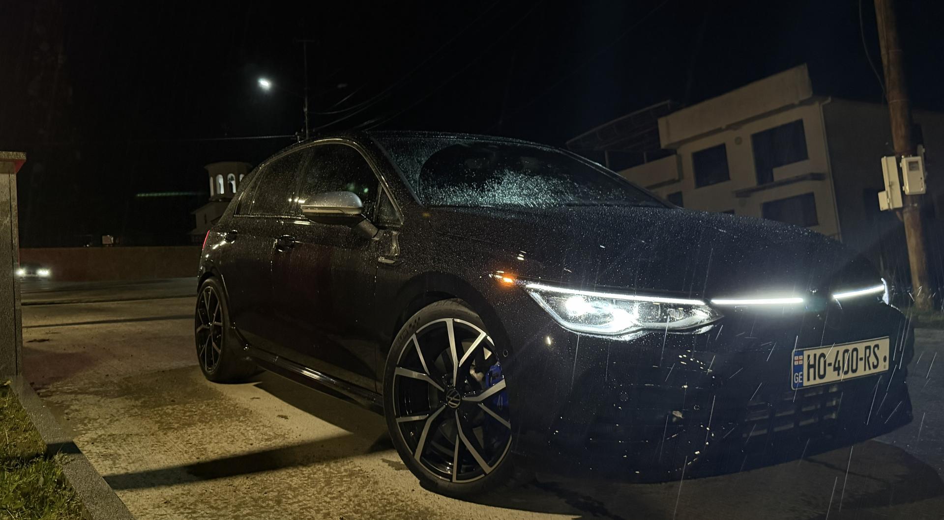 Volkswagen Golf 2022 — photo 2
