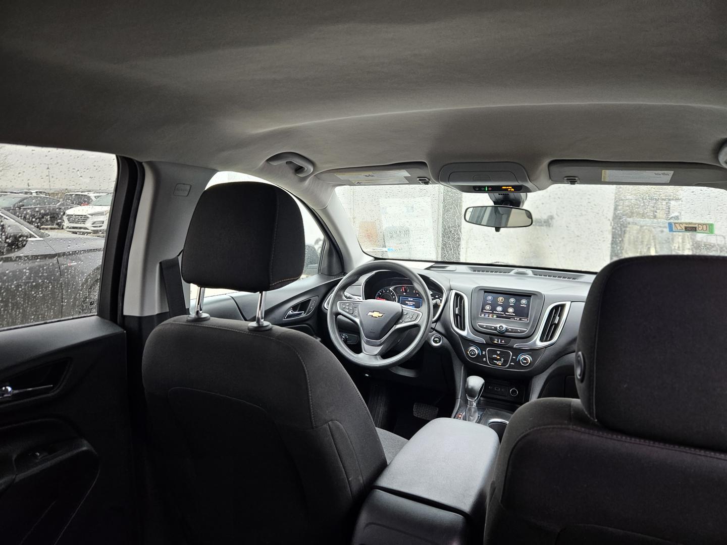 Chevrolet Equinox 2022 — photo 2
