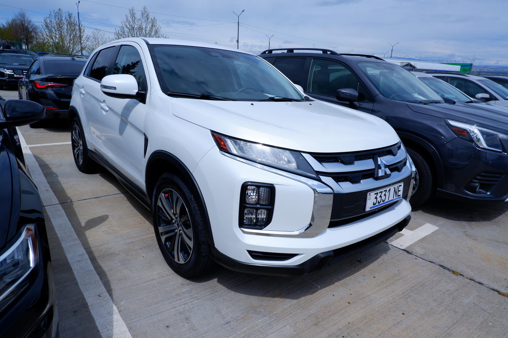 Mitsubishi Outlander Sport 2021 — photo 2