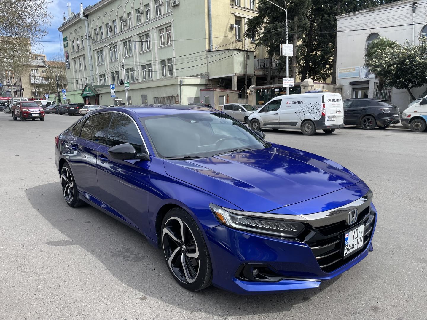Honda Accord 2022 — photo 2