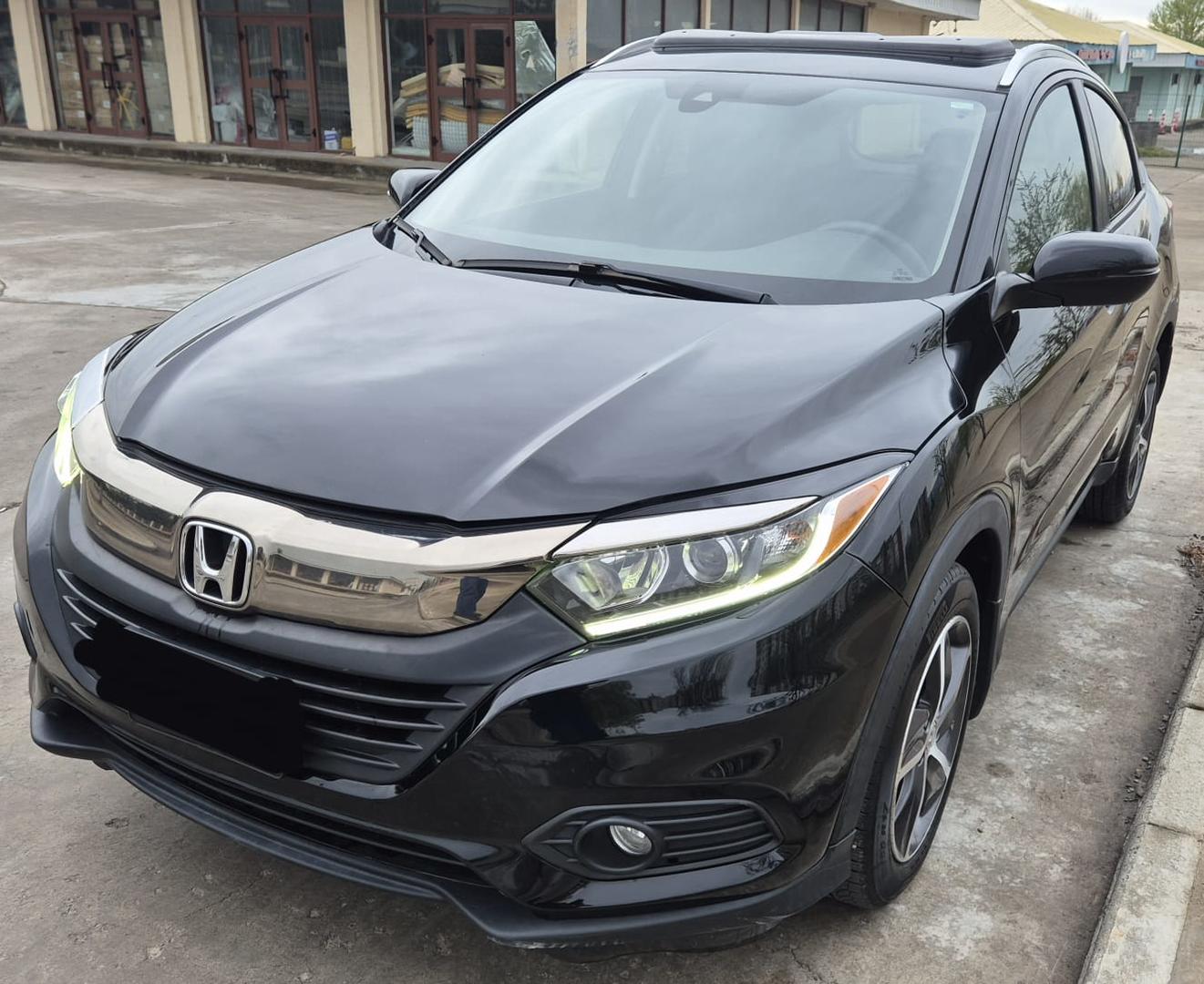 Honda HR-V 2022 — photo 2
