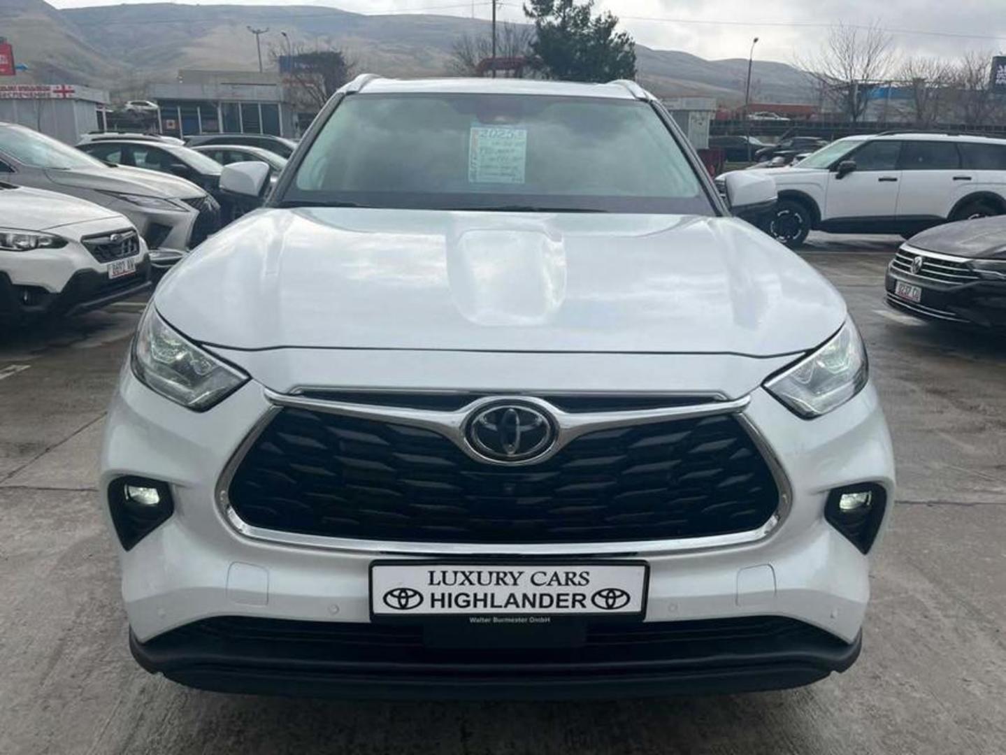 Toyota Highlander 2025 — photo 2