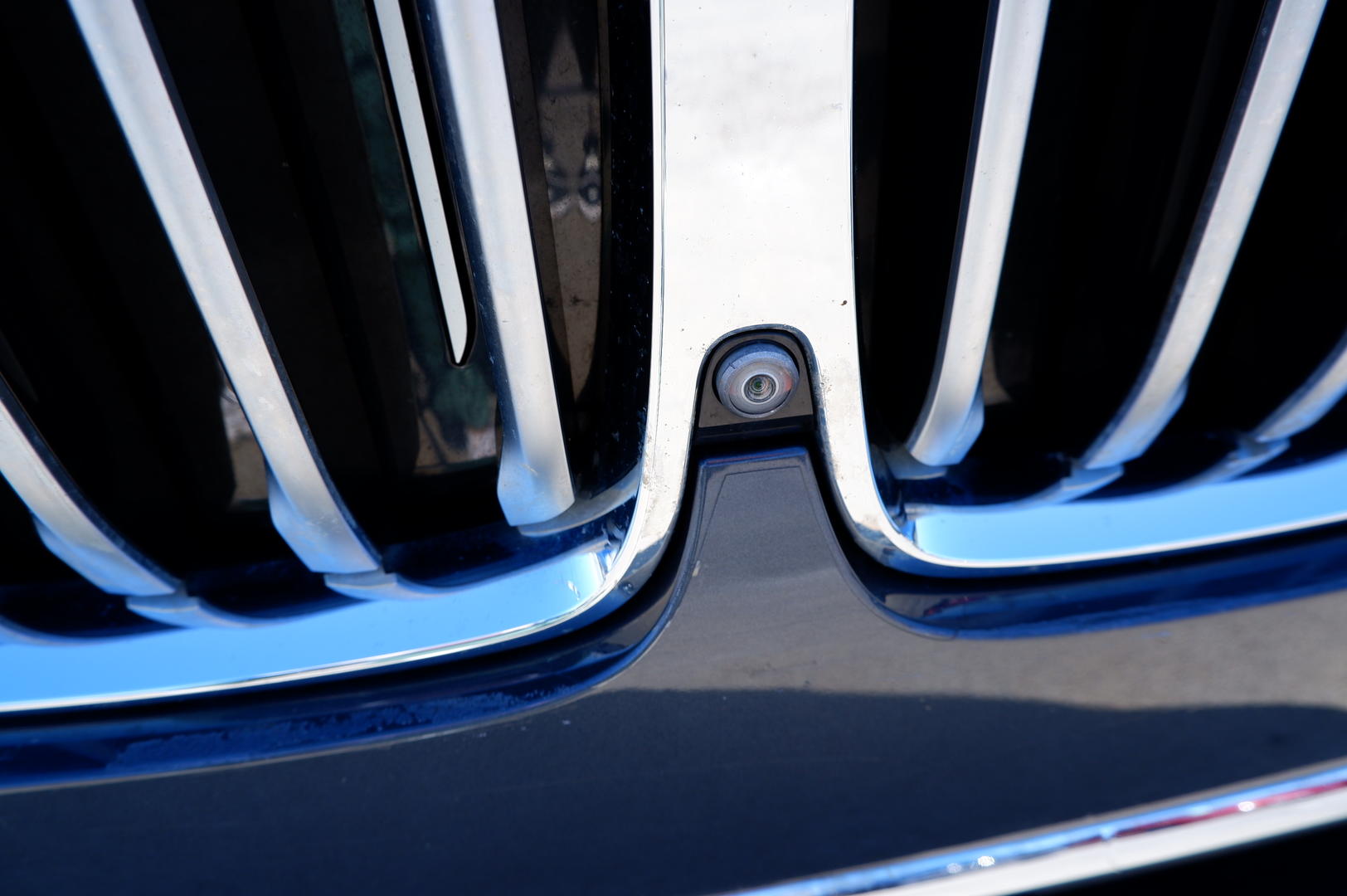 BMW X7 2019 — photo 2
