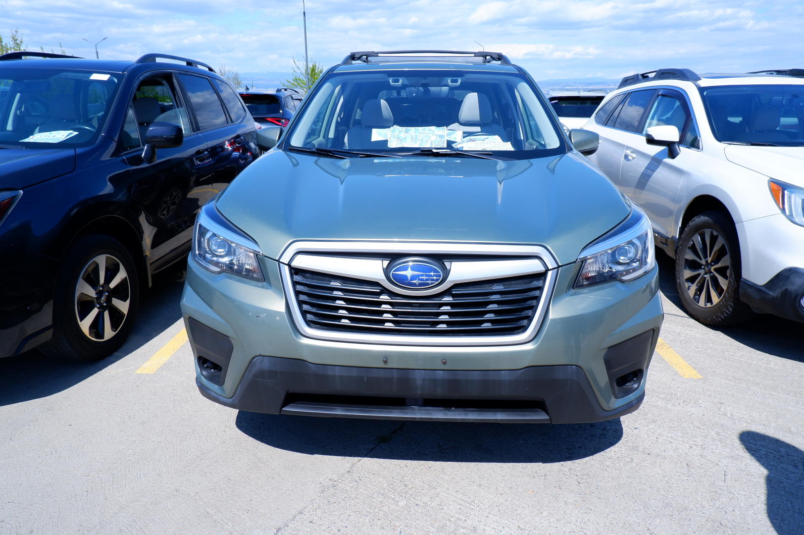 Subaru Forester 2018 — photo 2