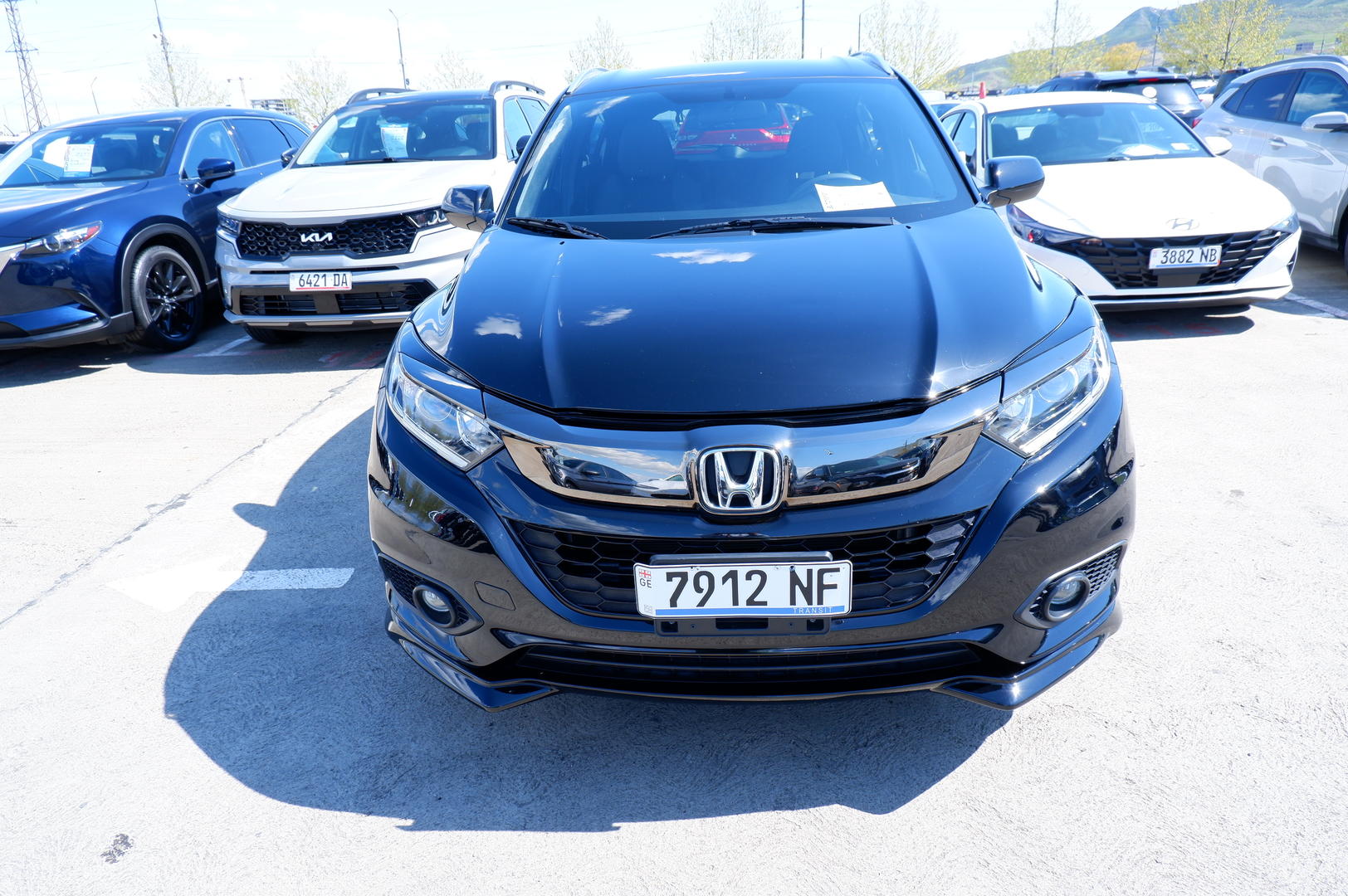Honda HR-V 2022 — photo 2