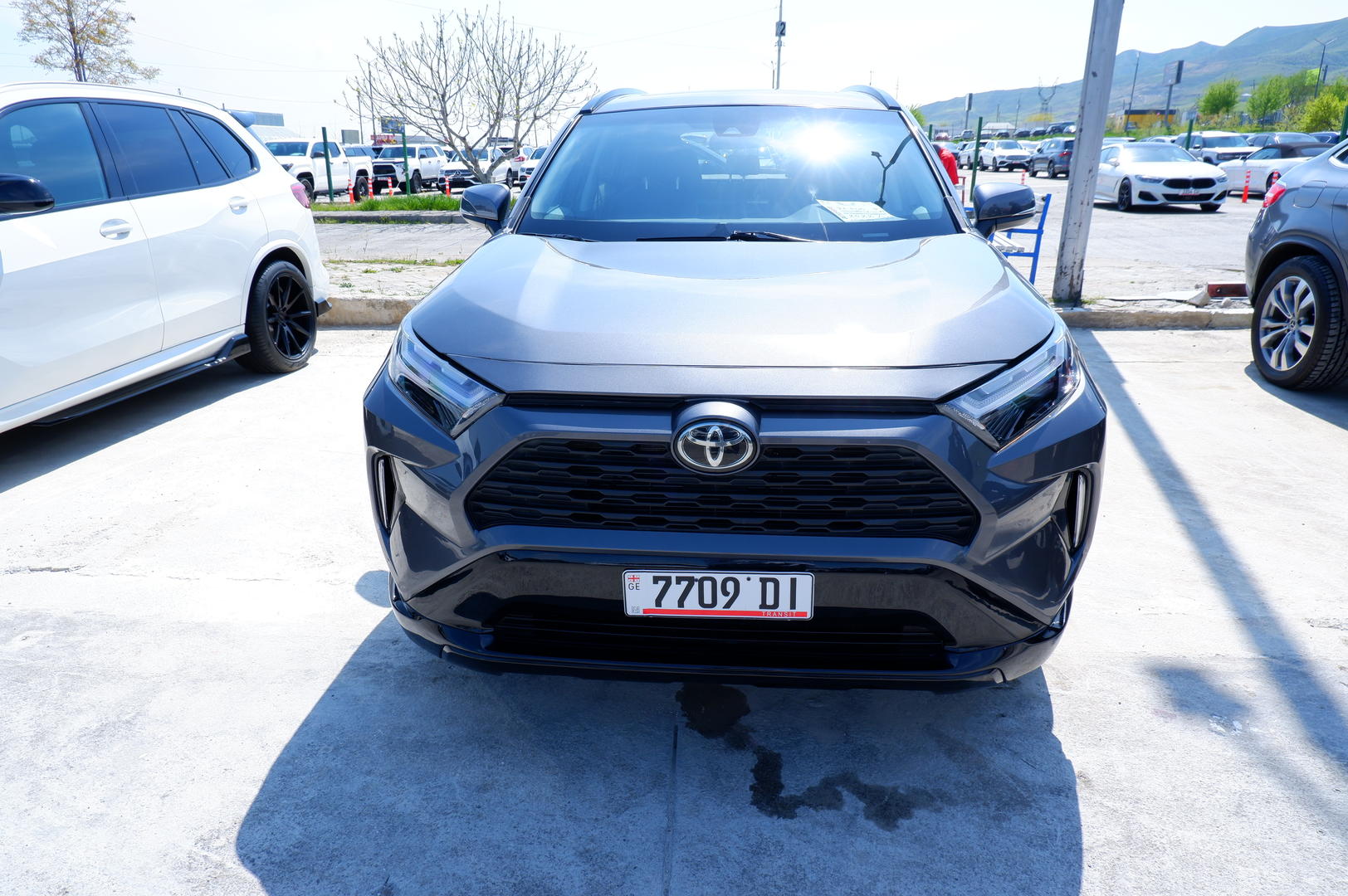 Toyota RAV 4 2022 — photo 2