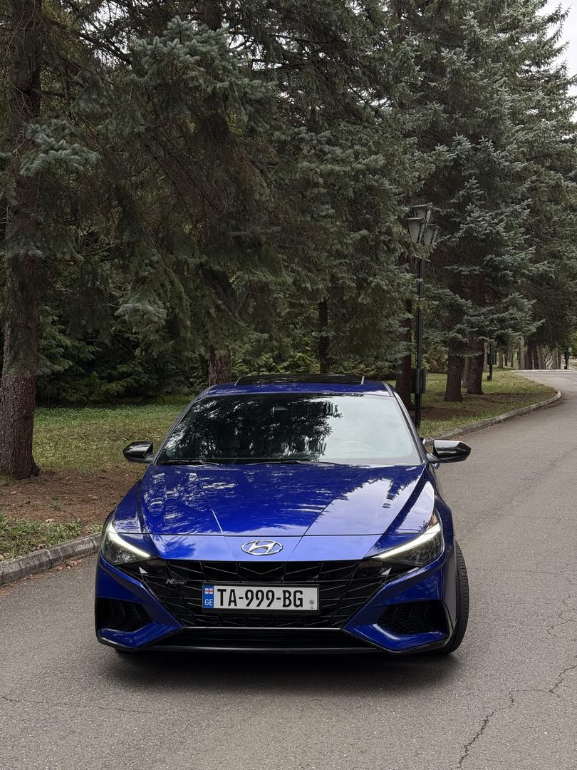 Hyundai Elantra 2023 — photo 2
