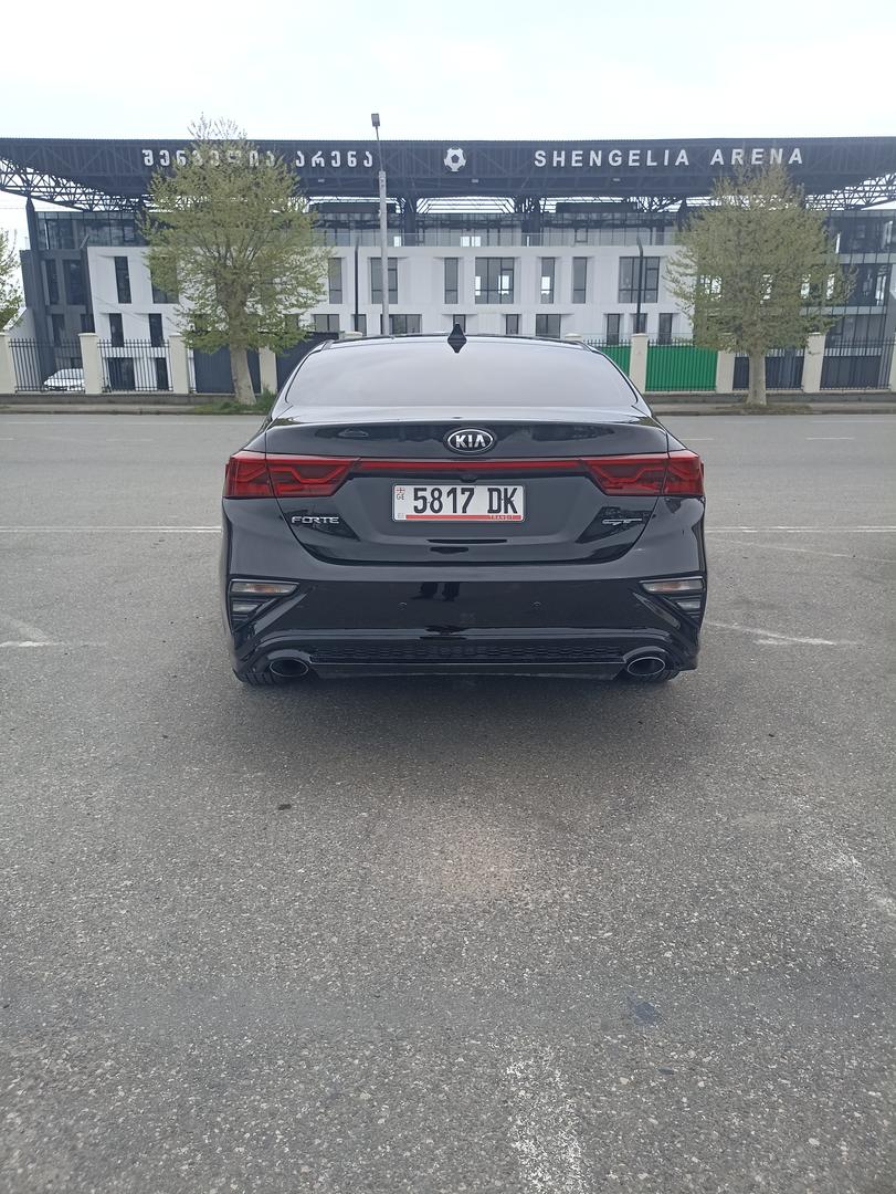 Kia Forte 2020 — photo 2