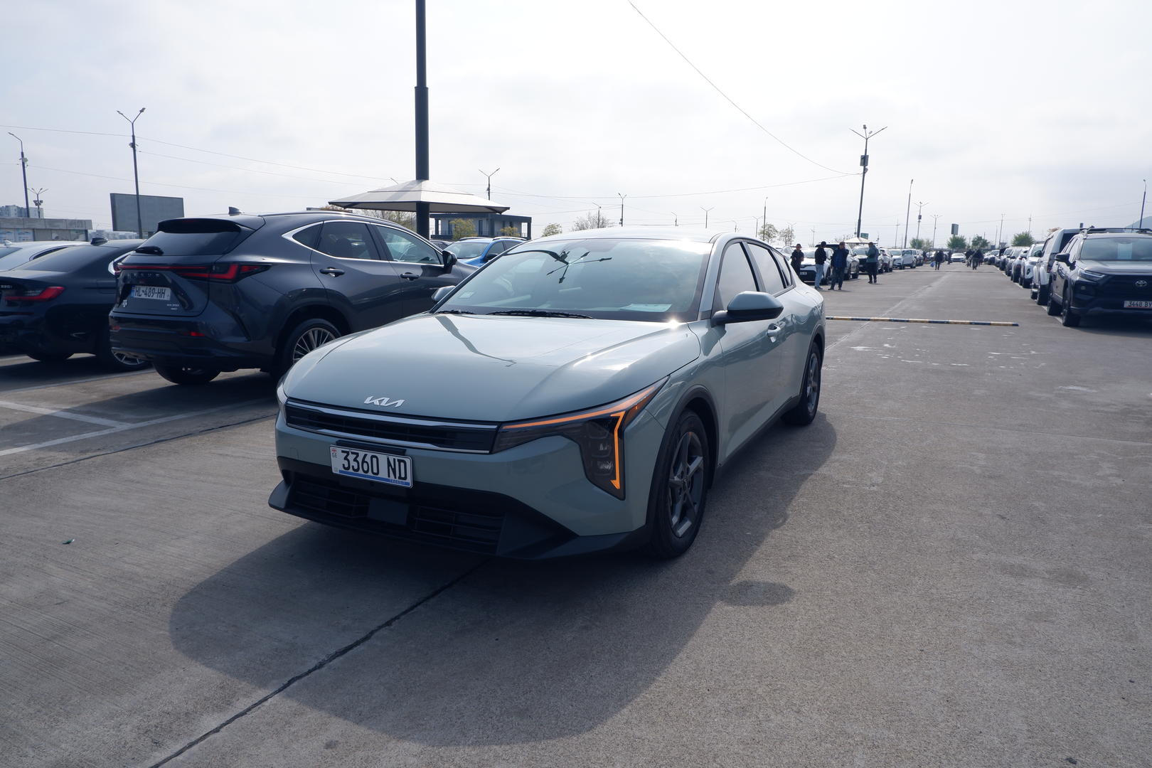 Kia K4