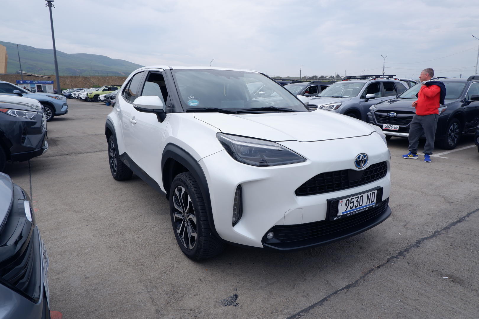 Toyota Yaris 2023 — photo 2