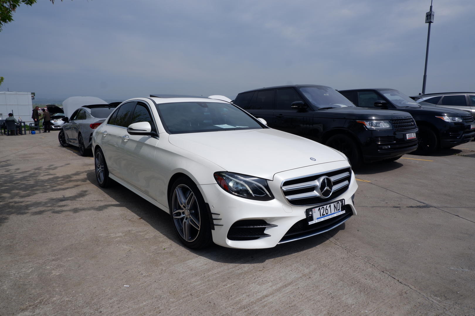 Mercedes-Benz E 300 2016 — photo 2