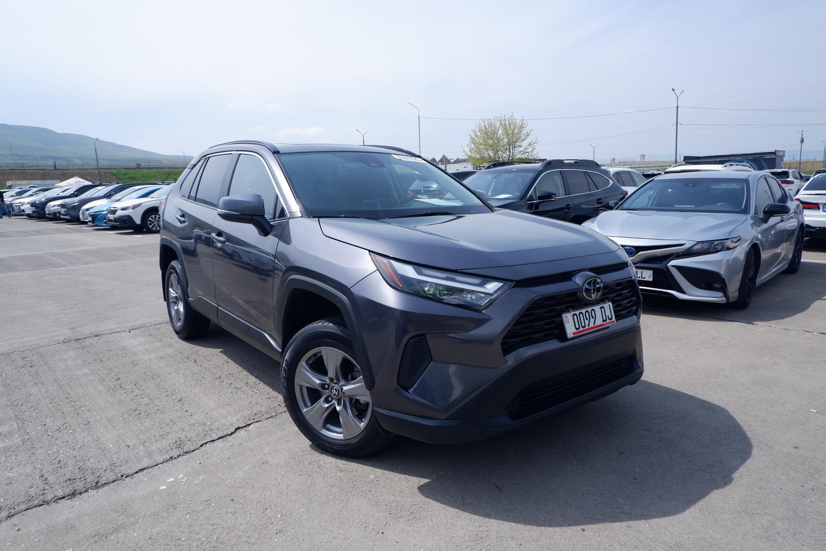 Toyota RAV 4 2024 — photo 2
