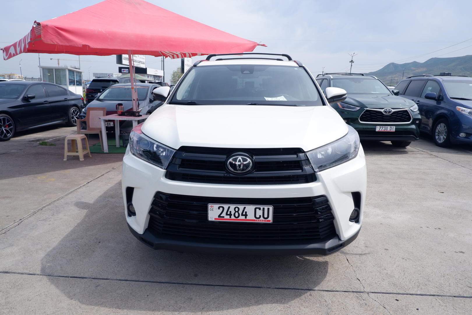 Toyota Highlander 2019 — photo 2
