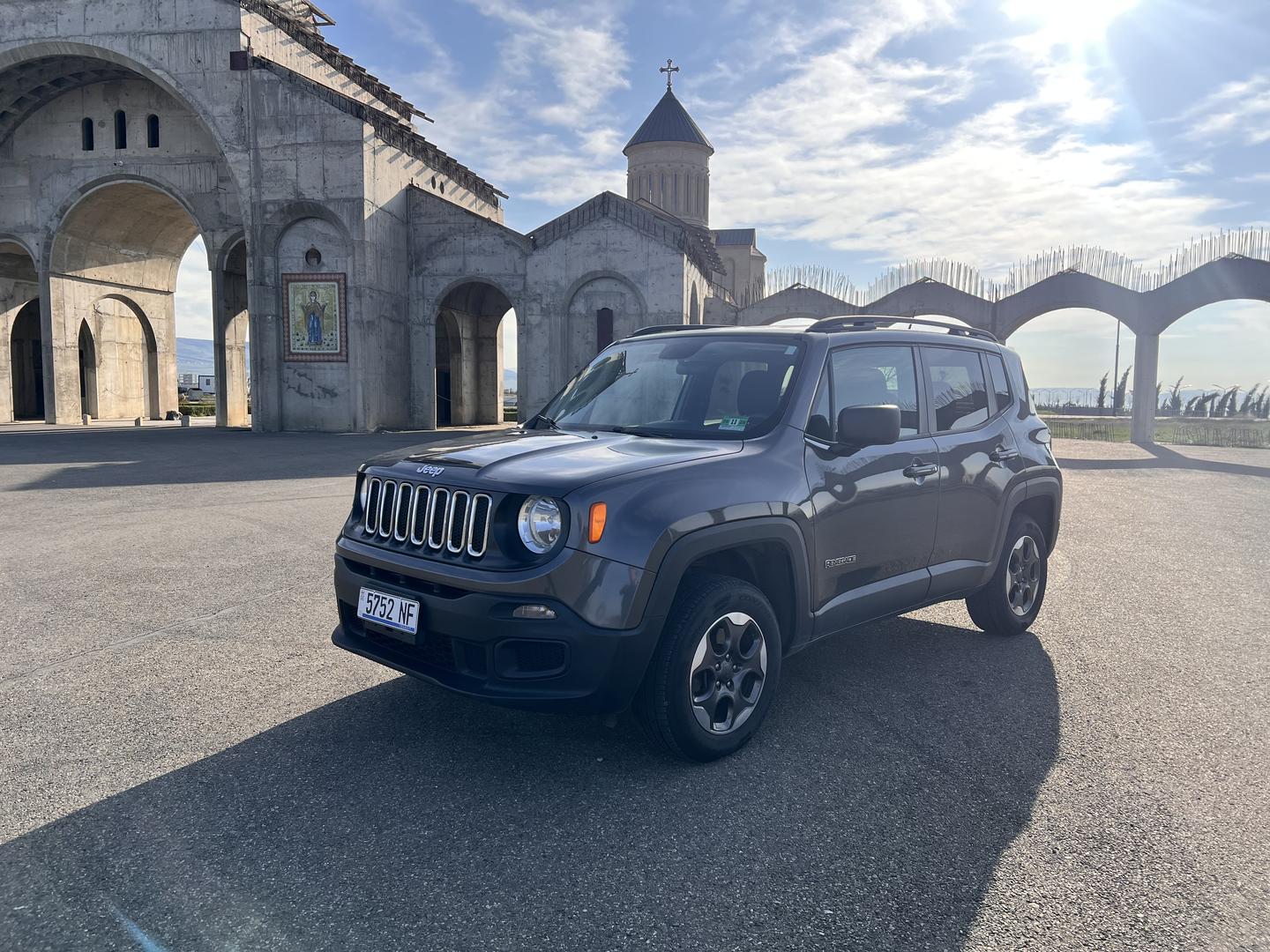 Jeep Renegade 2016 — photo 2