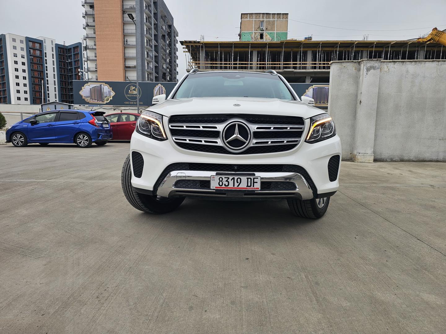 Mercedes-Benz GLS 450 2027 — photo 2