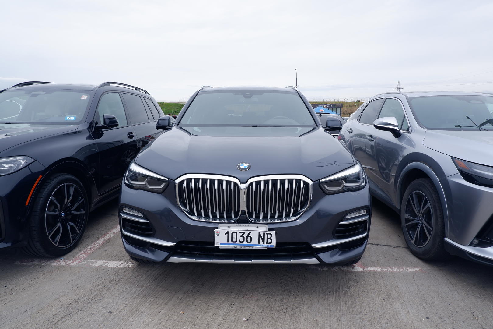 BMW X5 2019 — photo 2