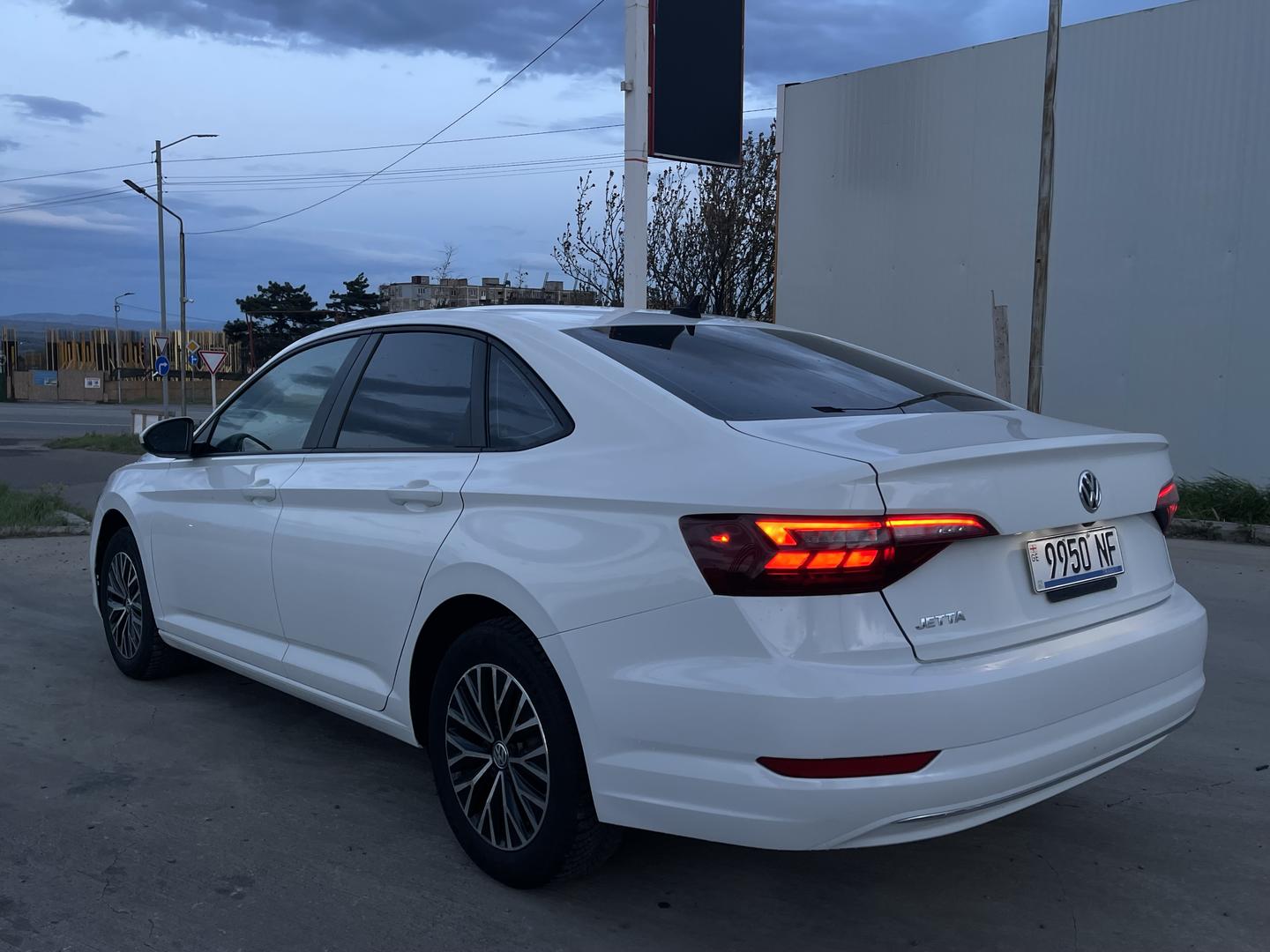 Volkswagen Jetta 2020 — photo 2