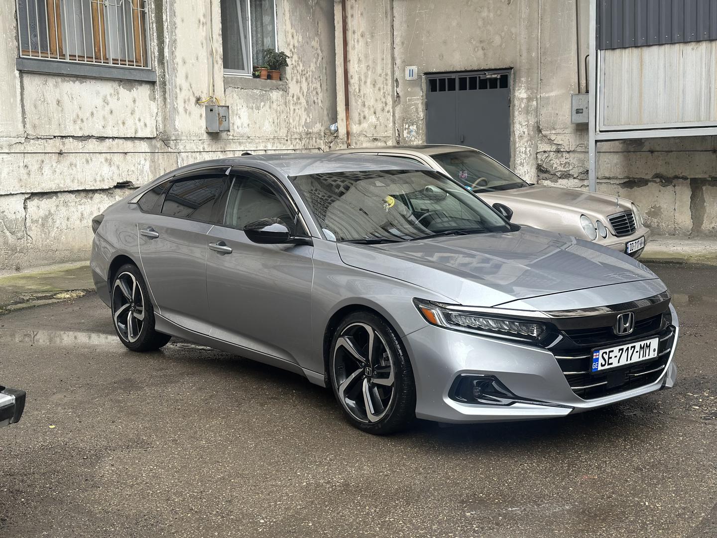 Honda Accord 2021 — photo 2
