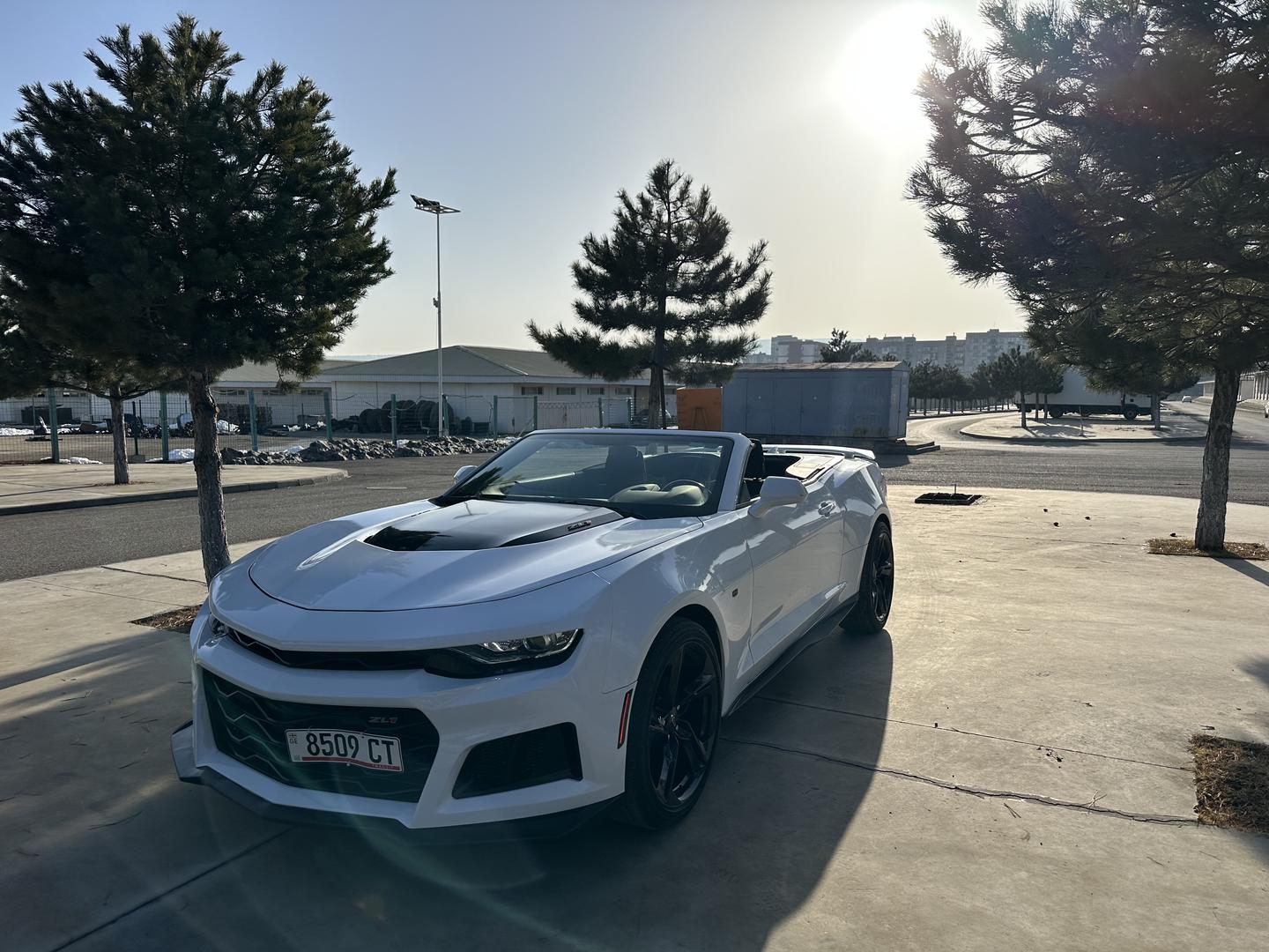Chevrolet Camaro 2023 — photo 2