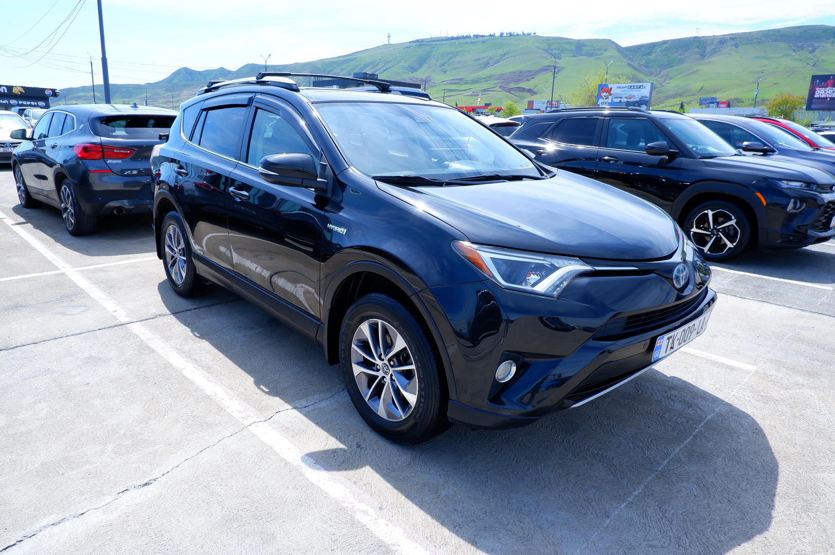 Toyota RAV 4 2017 — photo 2