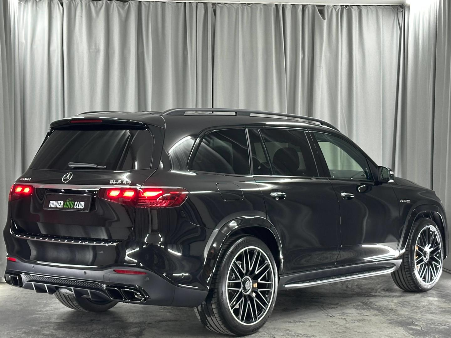 Mercedes-Benz GLS 63 2026 — photo 2