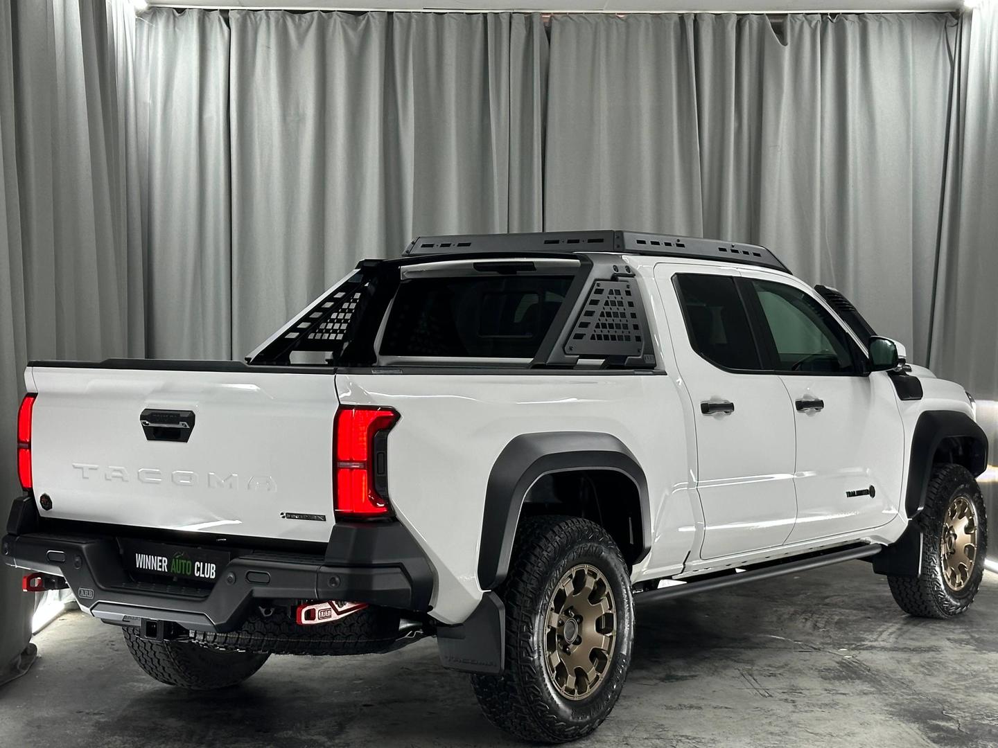 Toyota Tacoma 2025 — photo 2