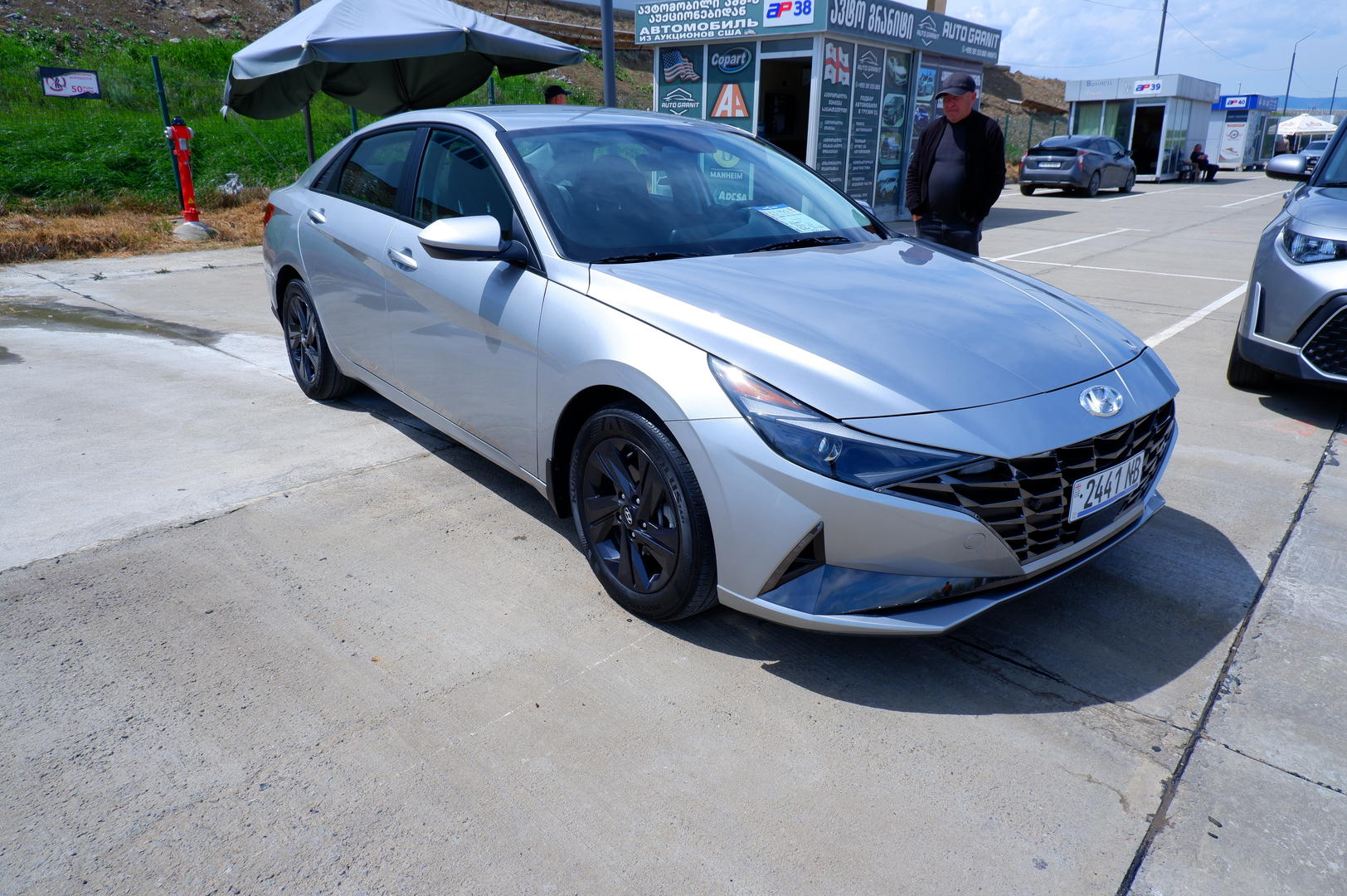Hyundai Elantra 2023 — photo 2