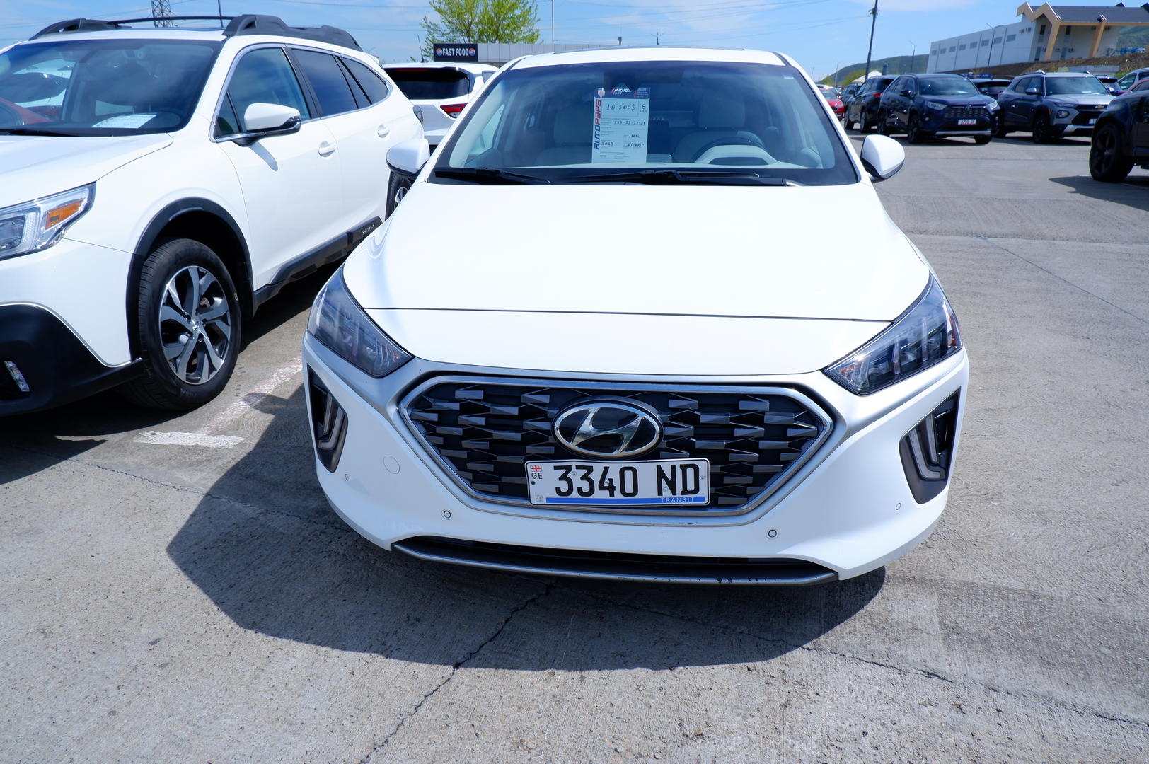 Hyundai Ioniq 2019 — photo 2