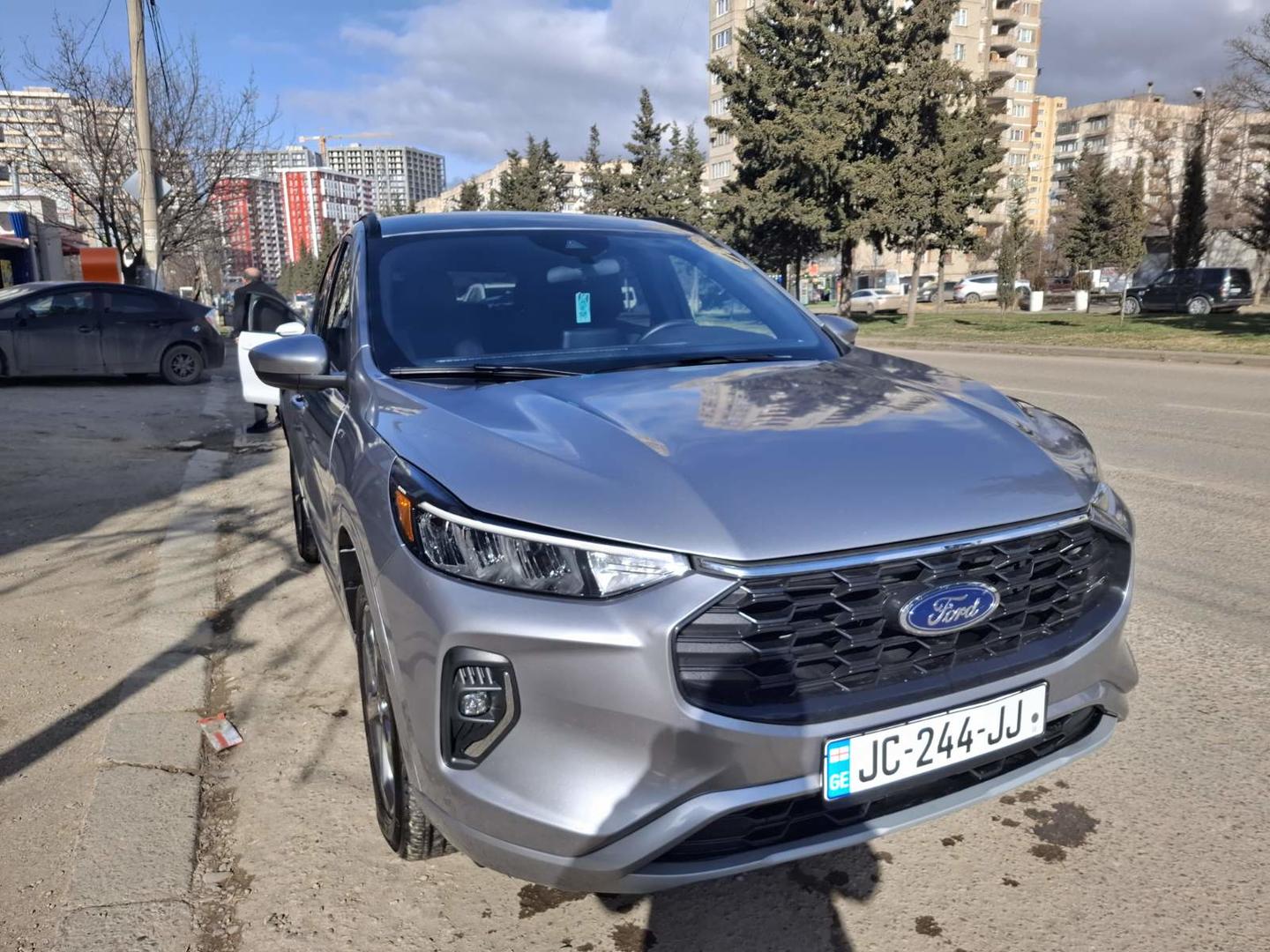 Ford Escape 2024 — photo 2