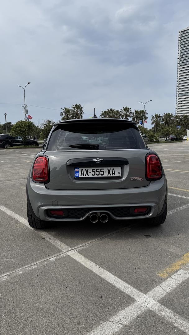 Mini Cooper S 2018 — photo 2