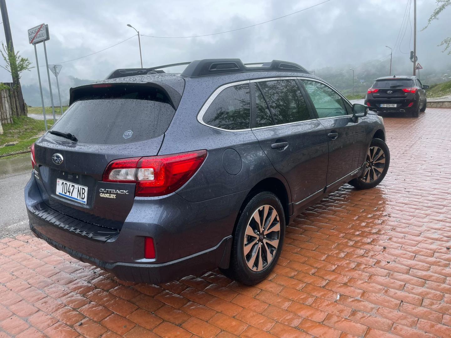 Subaru Outback 2015 — photo 2