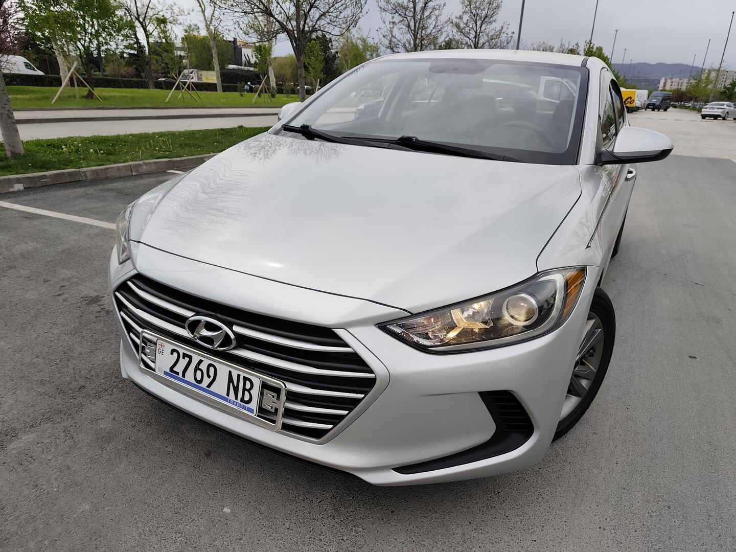 Hyundai Elantra