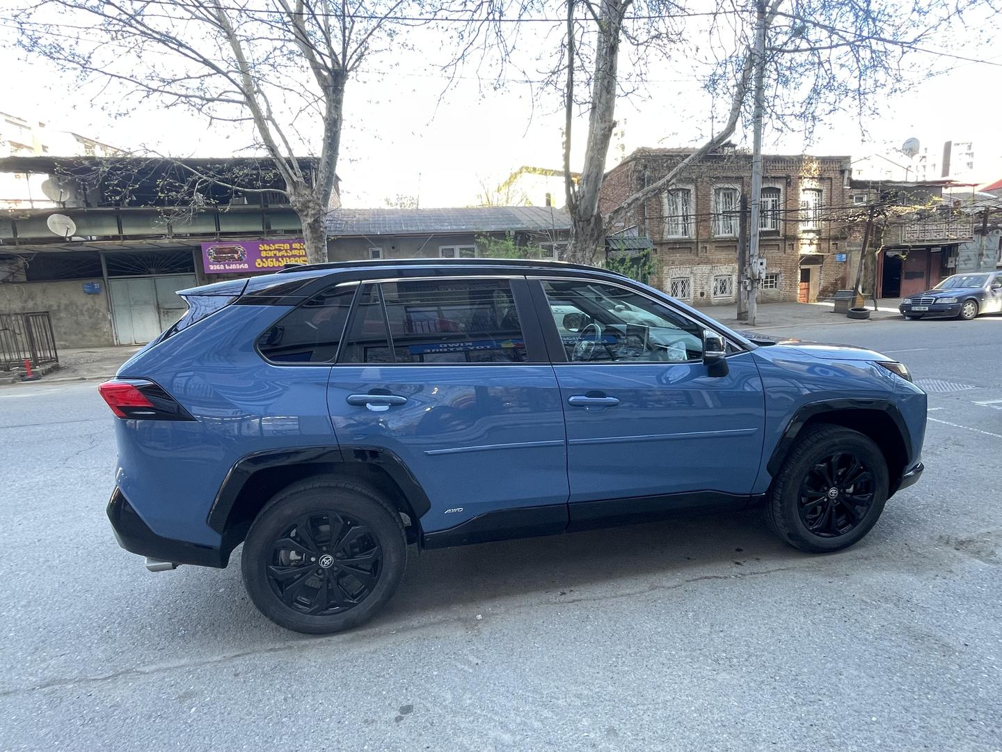Toyota RAV 4 2022 — photo 2