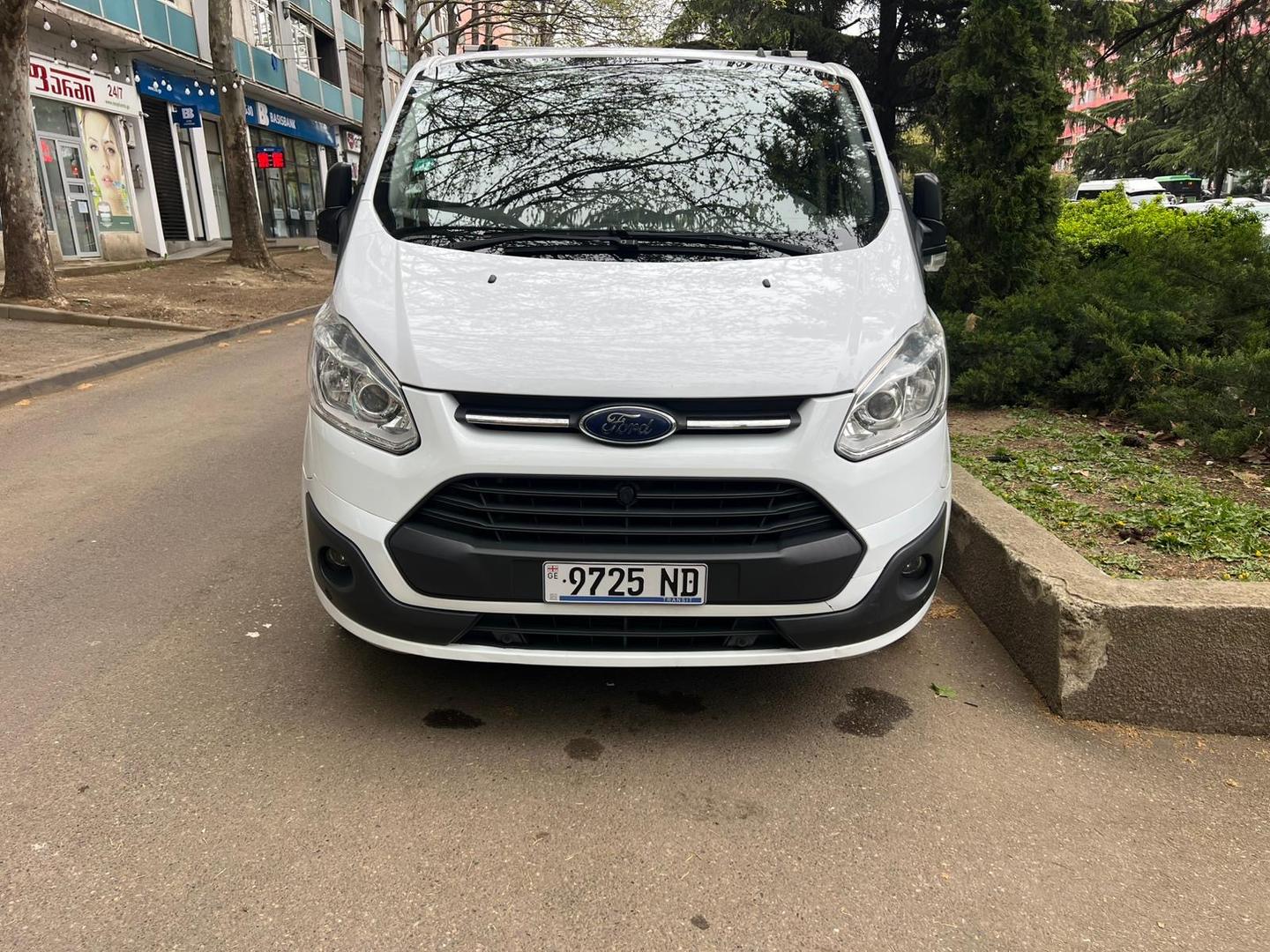 Ford Transit 2013 — photo 2
