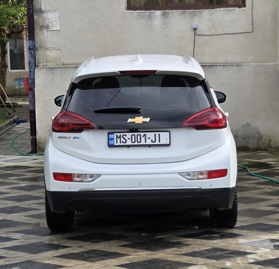 Chevrolet Bolt EV 2019 — photo 2