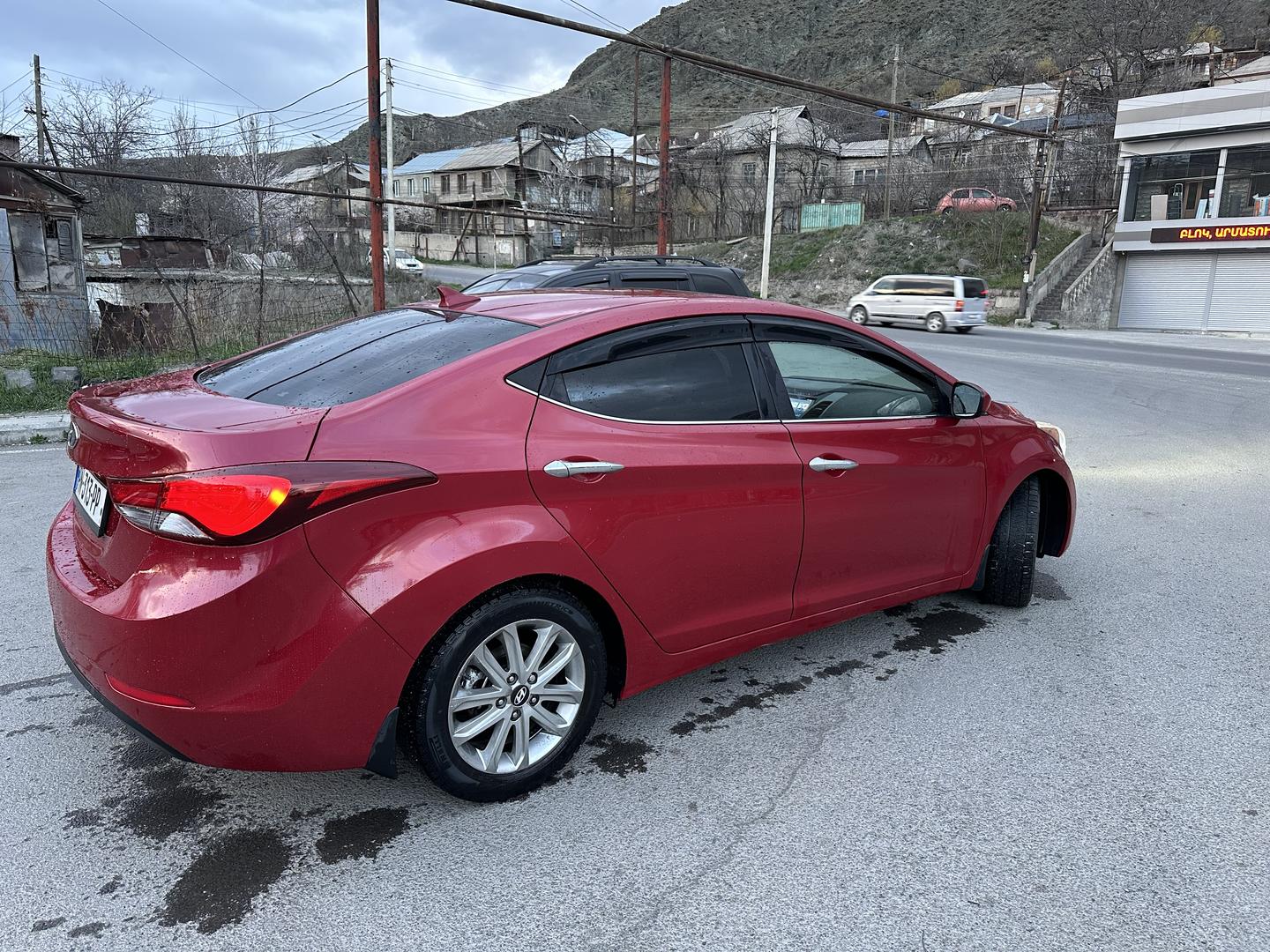 Hyundai Elantra 2014 — photo 2