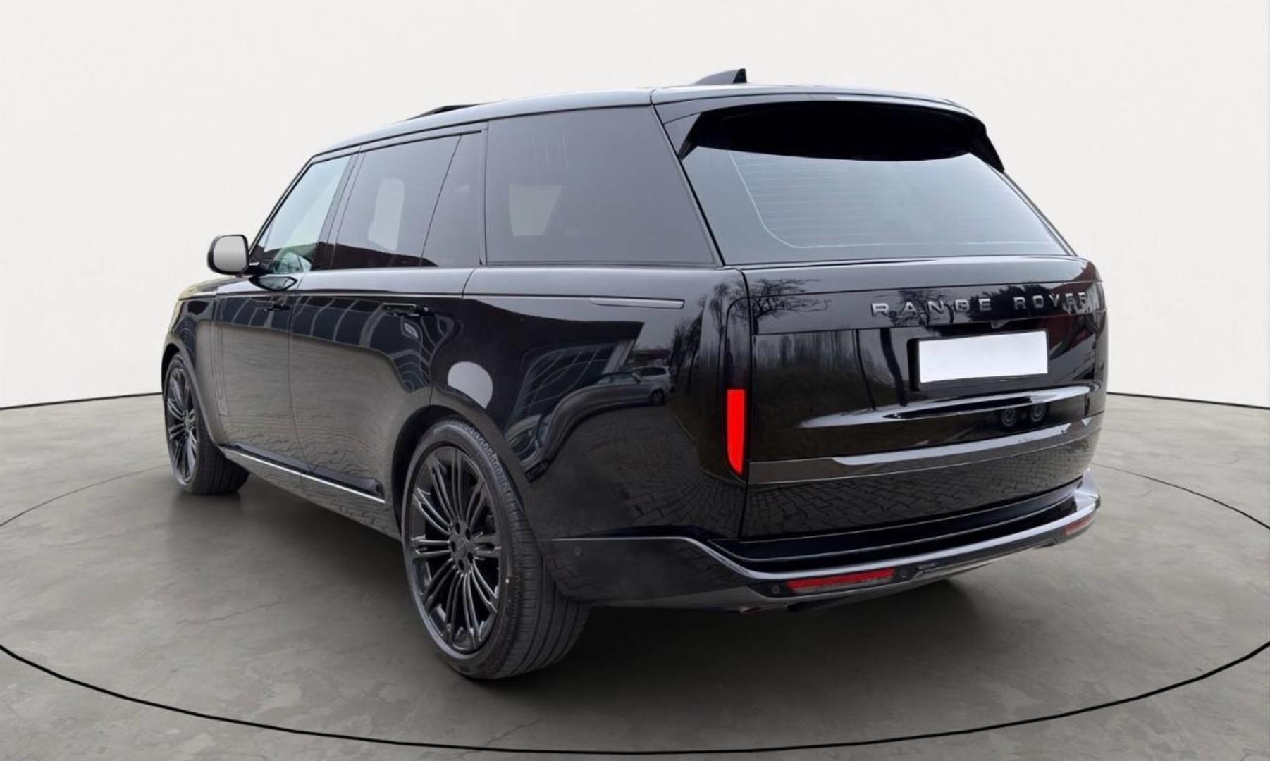 Land Rover Range Rover 2026 — photo 2