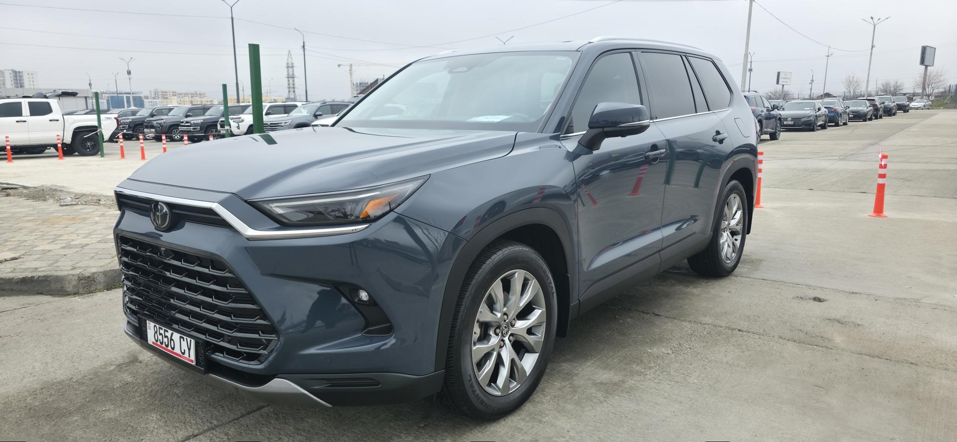Toyota grand highlander 2024 — photo 2