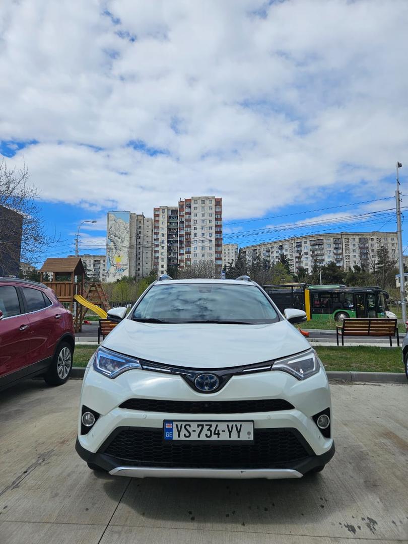 Toyota RAV 4 2016 — photo 2