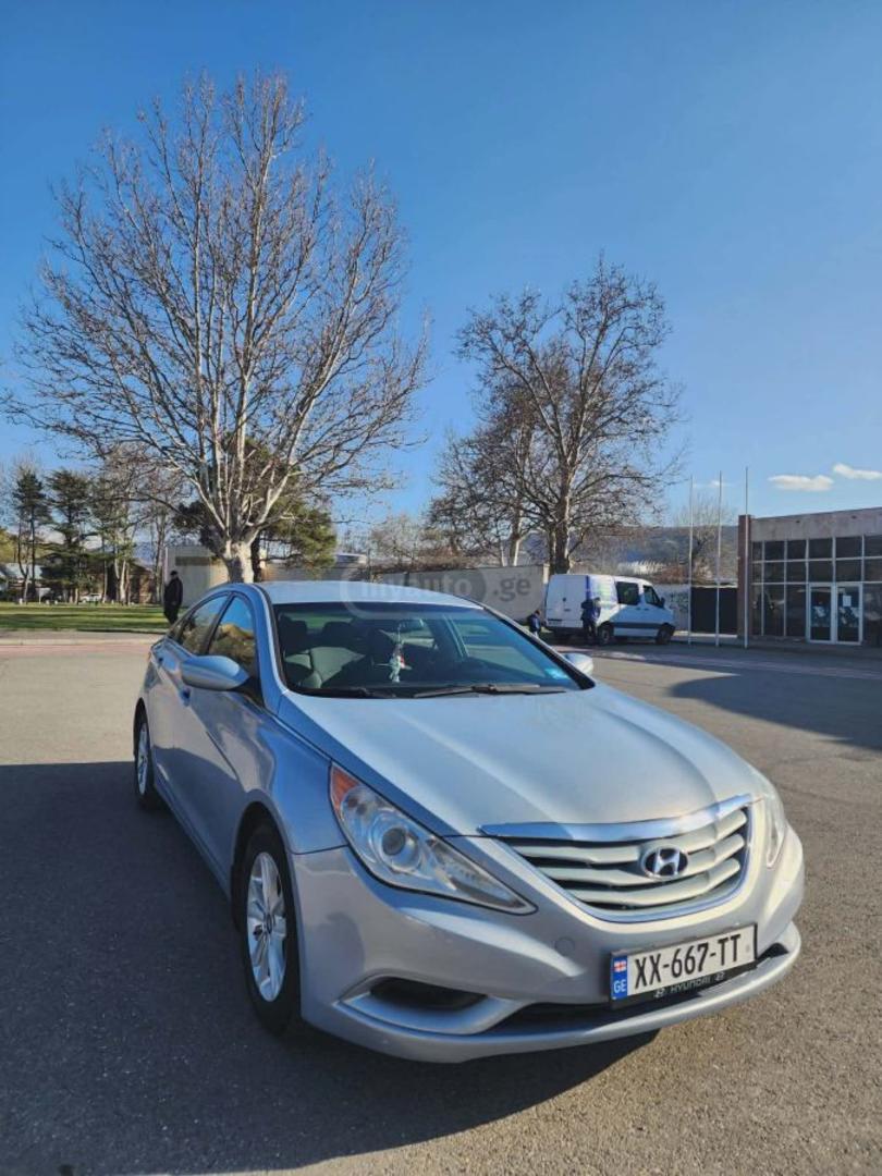 Hyundai Sonata 2013 — photo 2