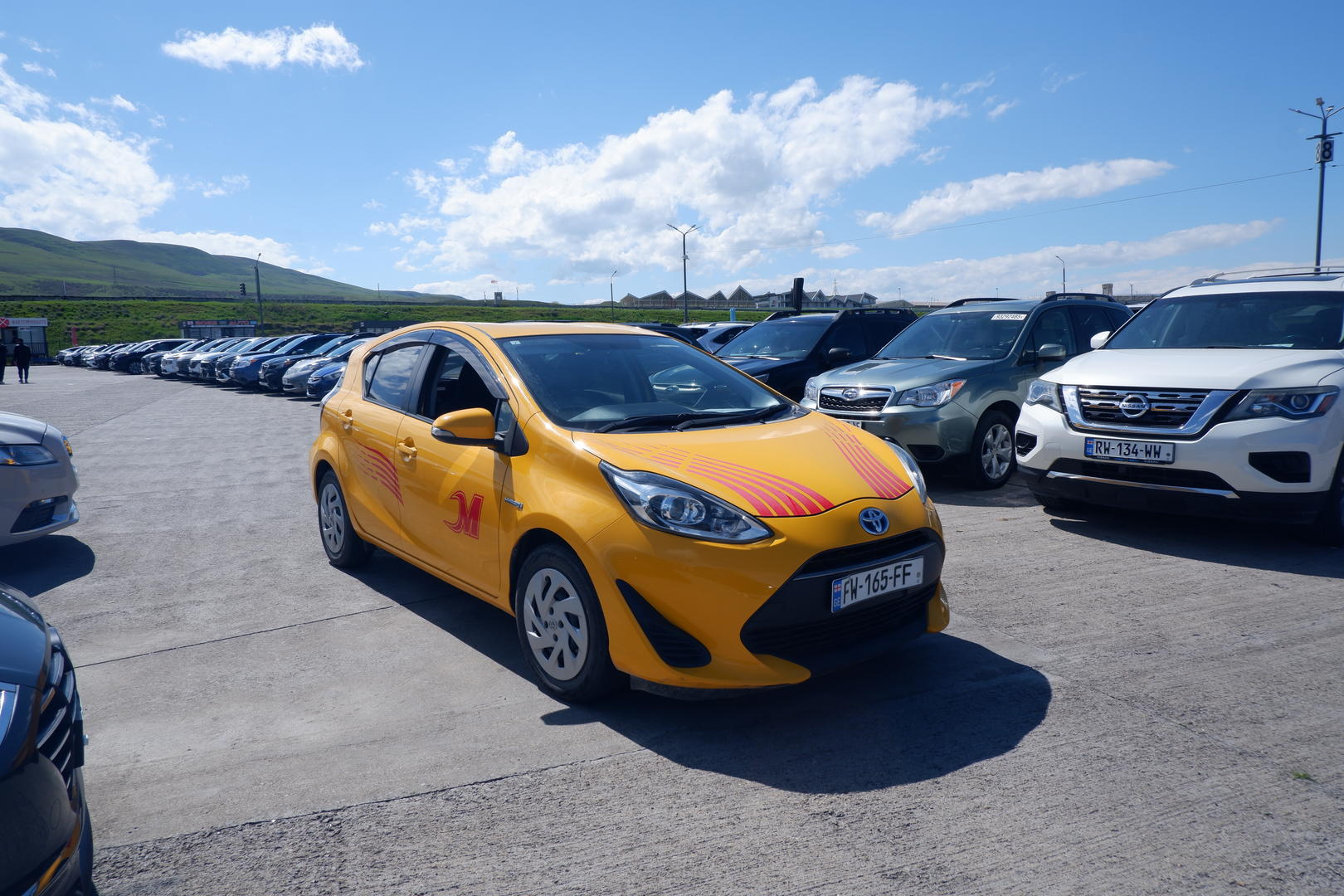 Toyota Aqua 2018 — photo 2